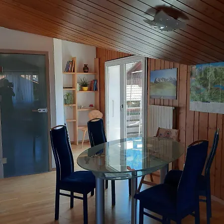 Apartament Berner Oberland Därligen